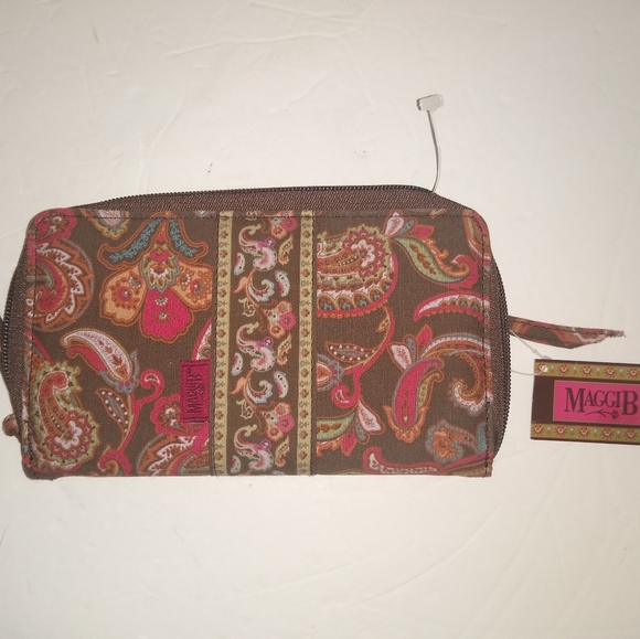 MaggiB Wristlet - Chocolate Paisley - Picture 1 of 3